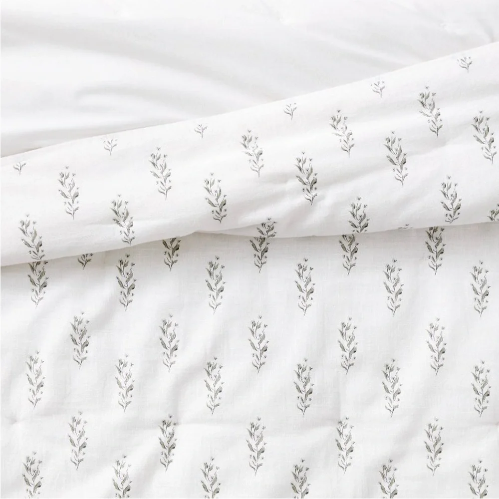 Full/Queen Lofty Cotton Slub Wood Block Floral Quilt White - Studio McGee